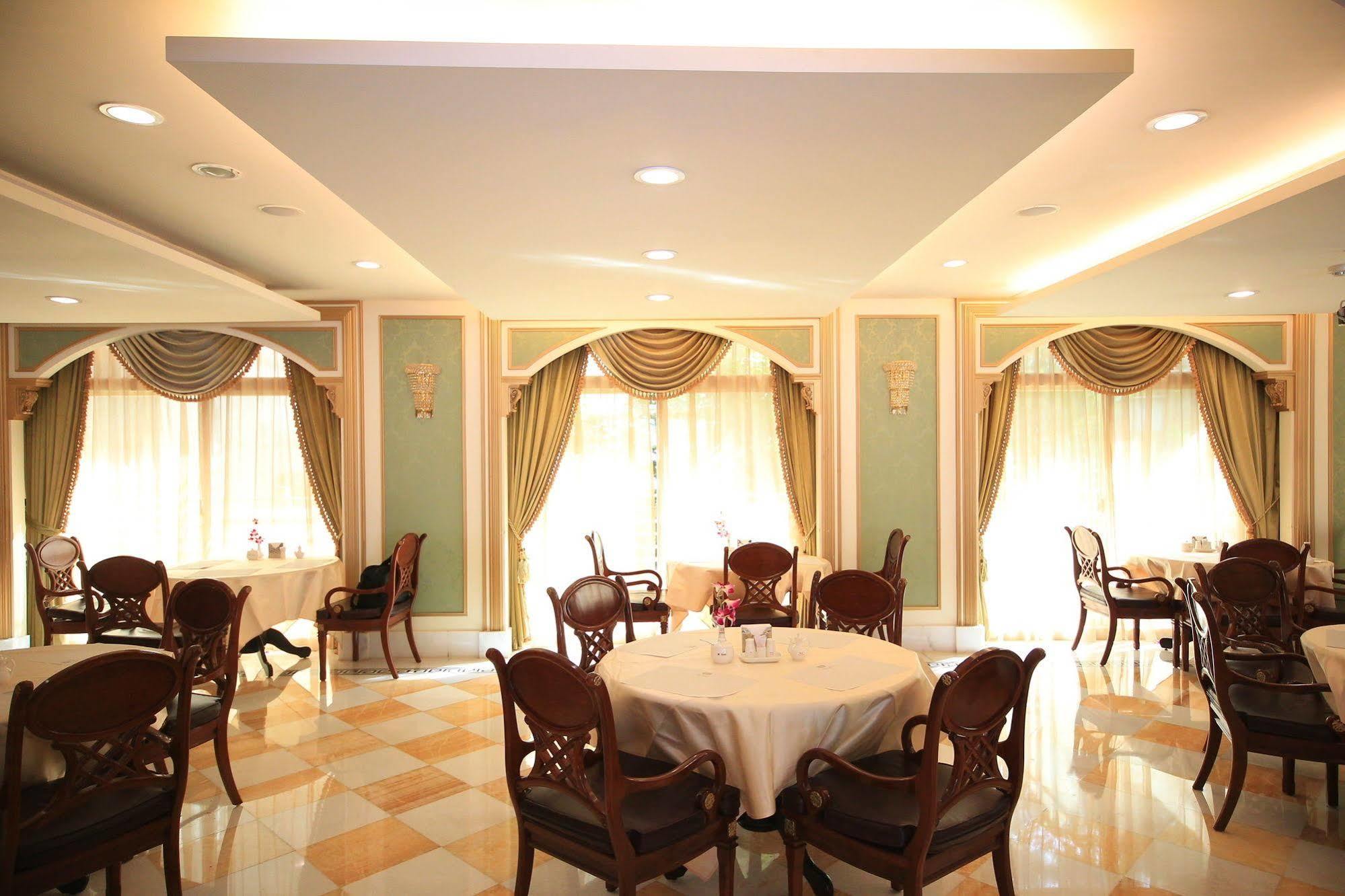 Royal Seasons Hotel Beitou Tajpej Buitenkant foto