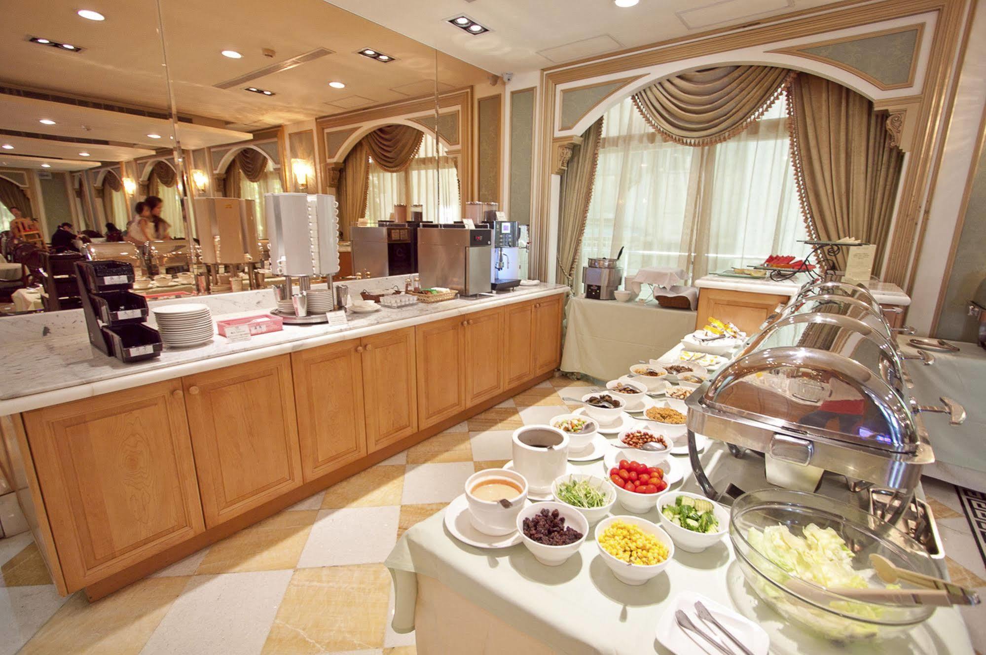 Royal Seasons Hotel Beitou Tajpej Buitenkant foto