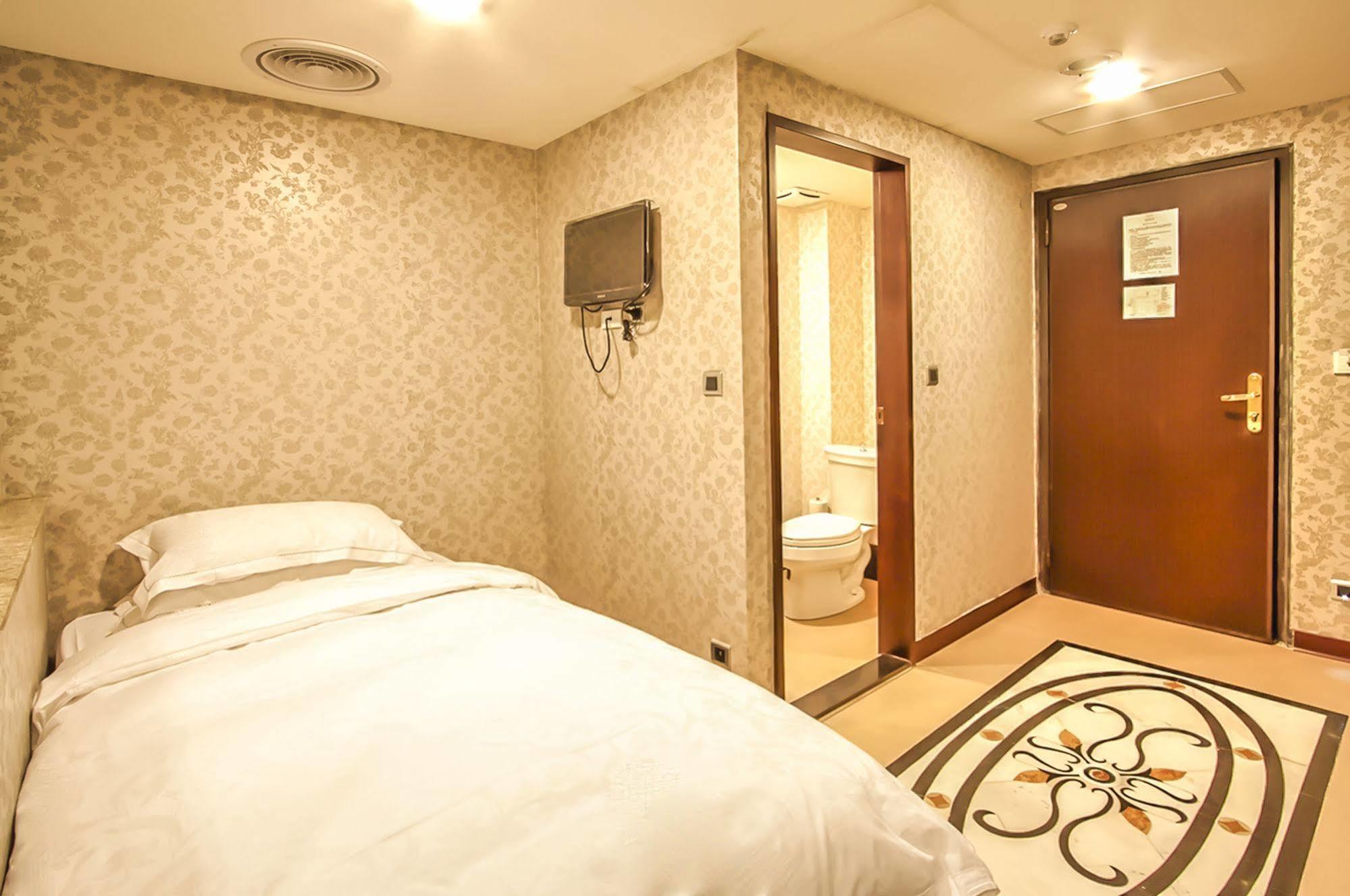 Royal Seasons Hotel Beitou Tajpej Buitenkant foto
