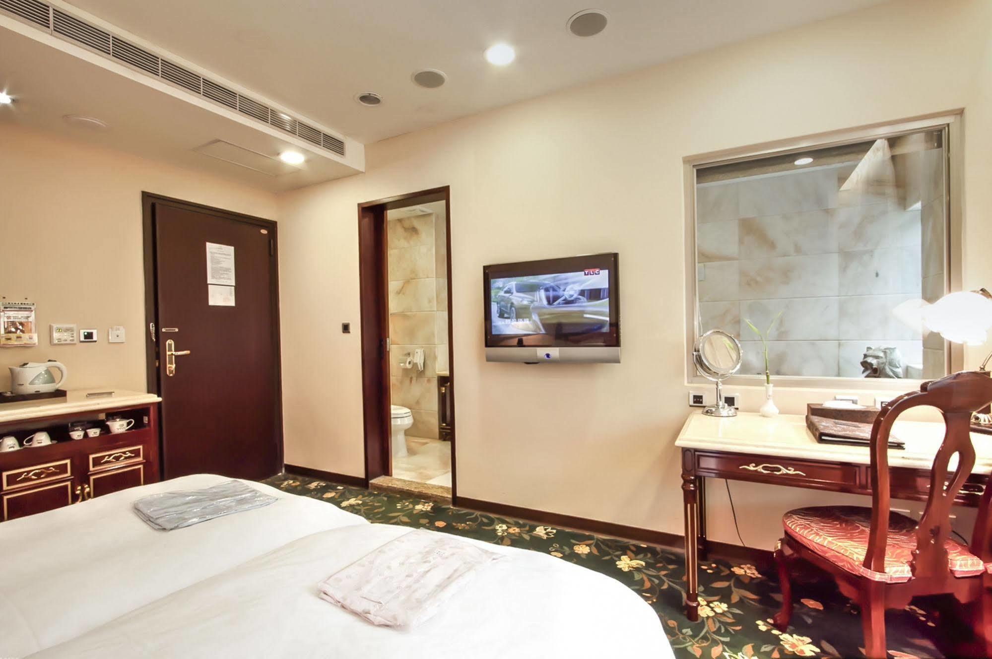 Royal Seasons Hotel Beitou Tajpej Buitenkant foto